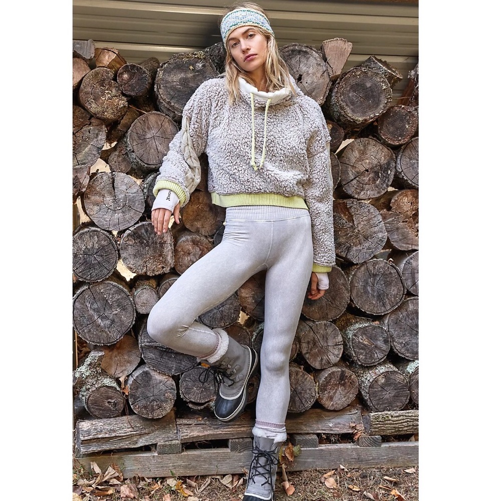 Free People High-Rise 7/8 Length Good Karma Leggings in Ice Grey XS/S NEW - Picture 4 of 6